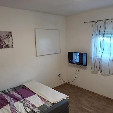 Haus In Der Lipizzanerheimat *
